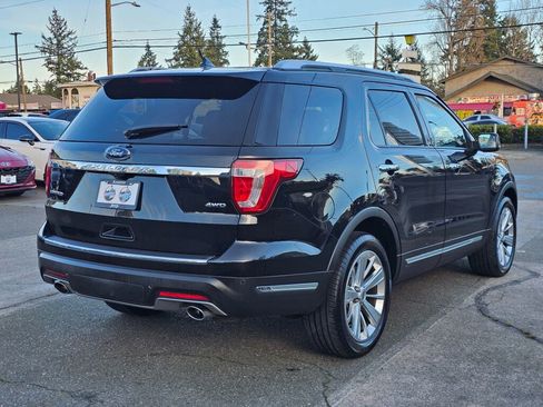 Used 2019 Ford Explorer Limited w/ Class III Trailer Tow Package image 8