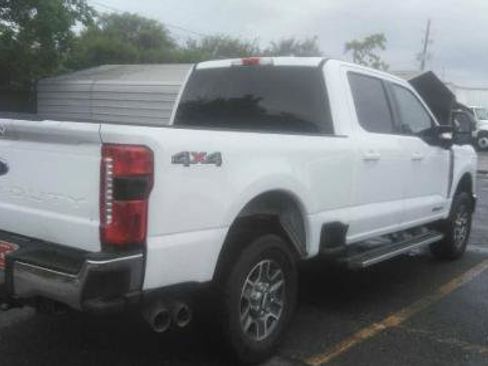 Used 2026 Ford F250 Lariat AWD/4WD image 7