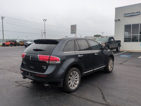 Used 2013 Lincoln MKX AWD image 5