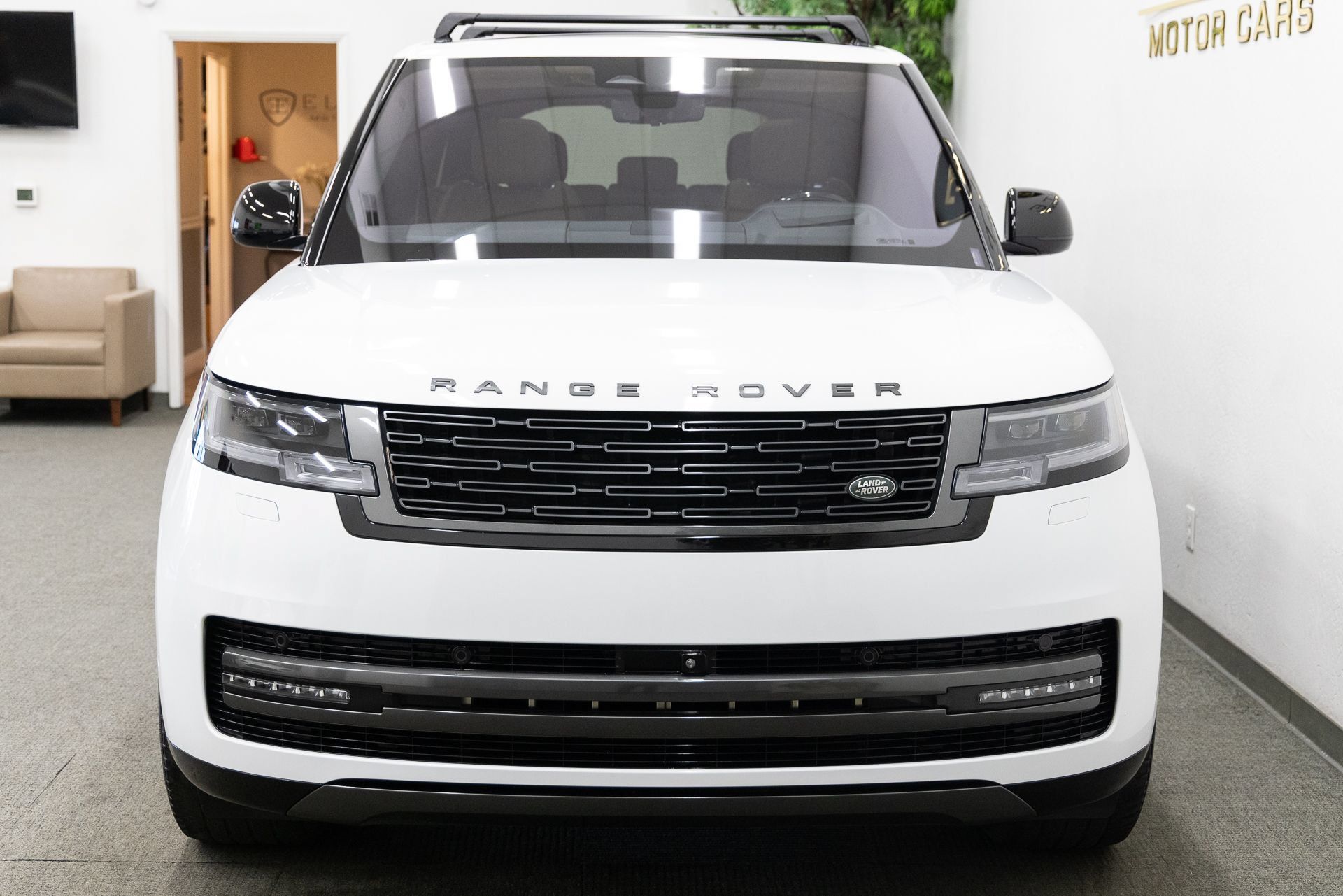 Used 2023 Land Rover Range Rover SE AWD/4WD image 12