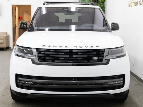Used 2023 Land Rover Range Rover SE AWD/4WD image 12