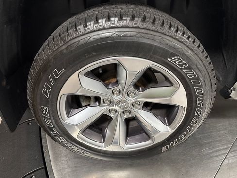 Used 2022 RAM 1500 Limited AWD/4WD image 13