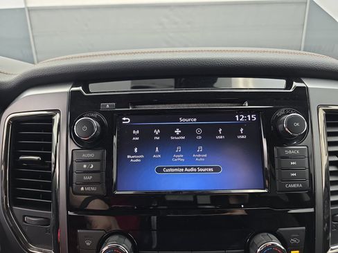 Used 2019 Nissan Titan Platinum Reserve image 28