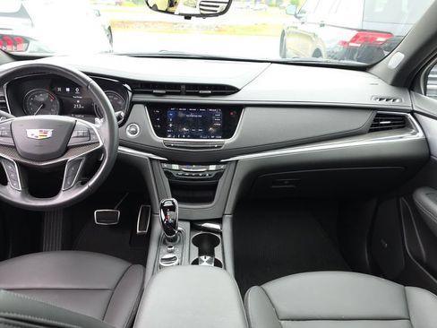Used 2023 Cadillac XT5 Sportv w/ Technology Package AWD/4WD image 25