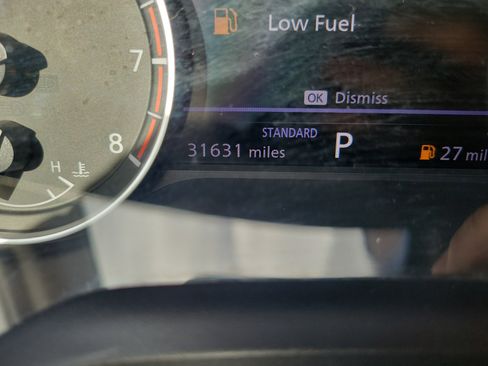 Used 2021 Nissan Rogue SV image 28