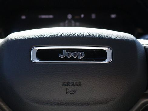 New 2026 Jeep Grand Cherokee L Limited image 29