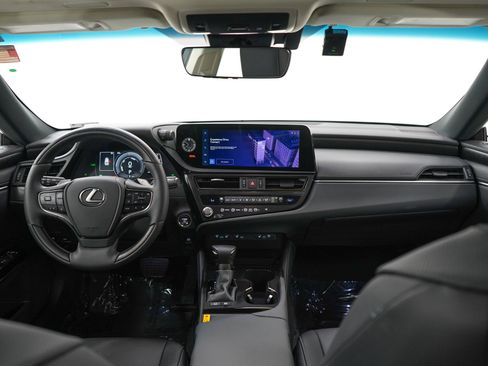 Used 2025 Lexus ES 300h FWD image 14
