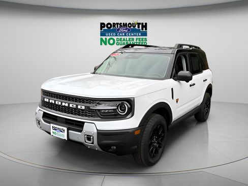Used 2025 Ford Bronco Sport Badlands AWD/4WD image 16