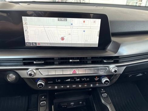 Certified 2024 Kia Telluride S w/ S Sunroof Package FWD image 16