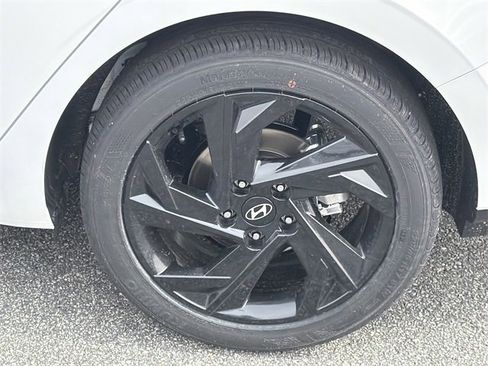 New 2026 Hyundai Elantra Sport image 19