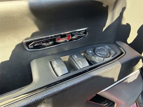 Used 2023 GMC Sierra 1500 AT4X image 11