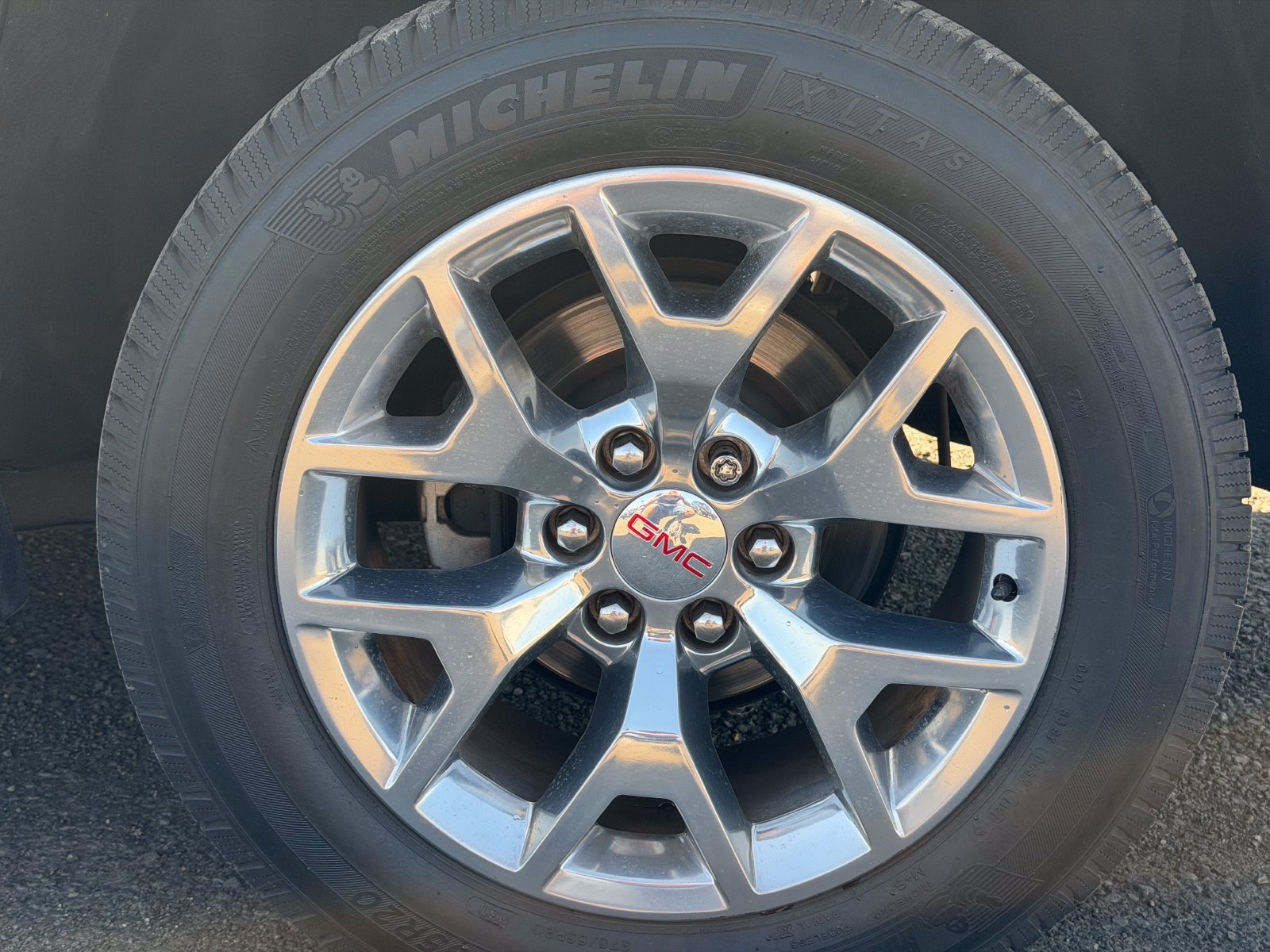 Used 2017 GMC Yukon SLT w/ Open Road Package RWD image 11
