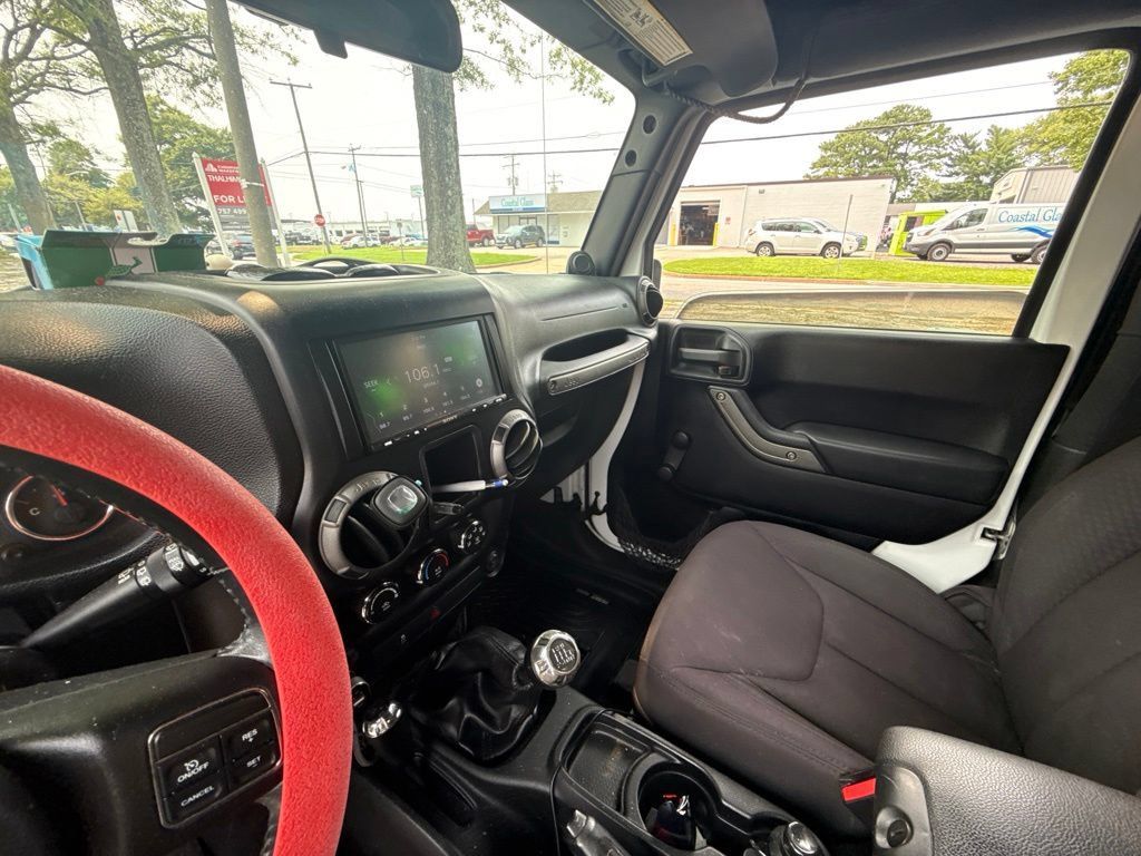 Used 2013 Jeep Wrangler Sport w/ Connectivity Group AWD/4WD image 20
