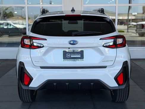Used 2024 Subaru Crosstrek 2.0i Premium AWD/4WD image 12