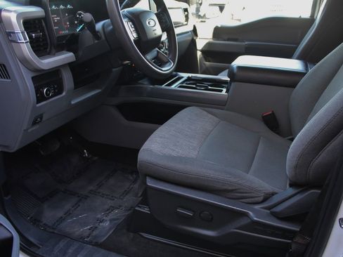 Used 2024 Ford F250 XLT w/ FX4 Off-Road Package image 34