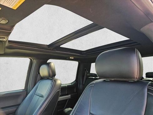 Used 2019 Ford F150 Lariat w/ Equipment Group 502A Luxury AWD/4WD image 16