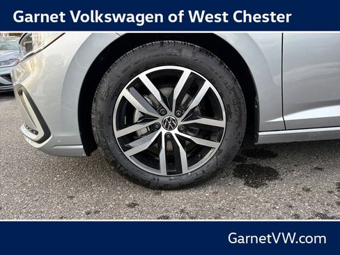 New 2026 Volkswagen Jetta SE FWD image 21