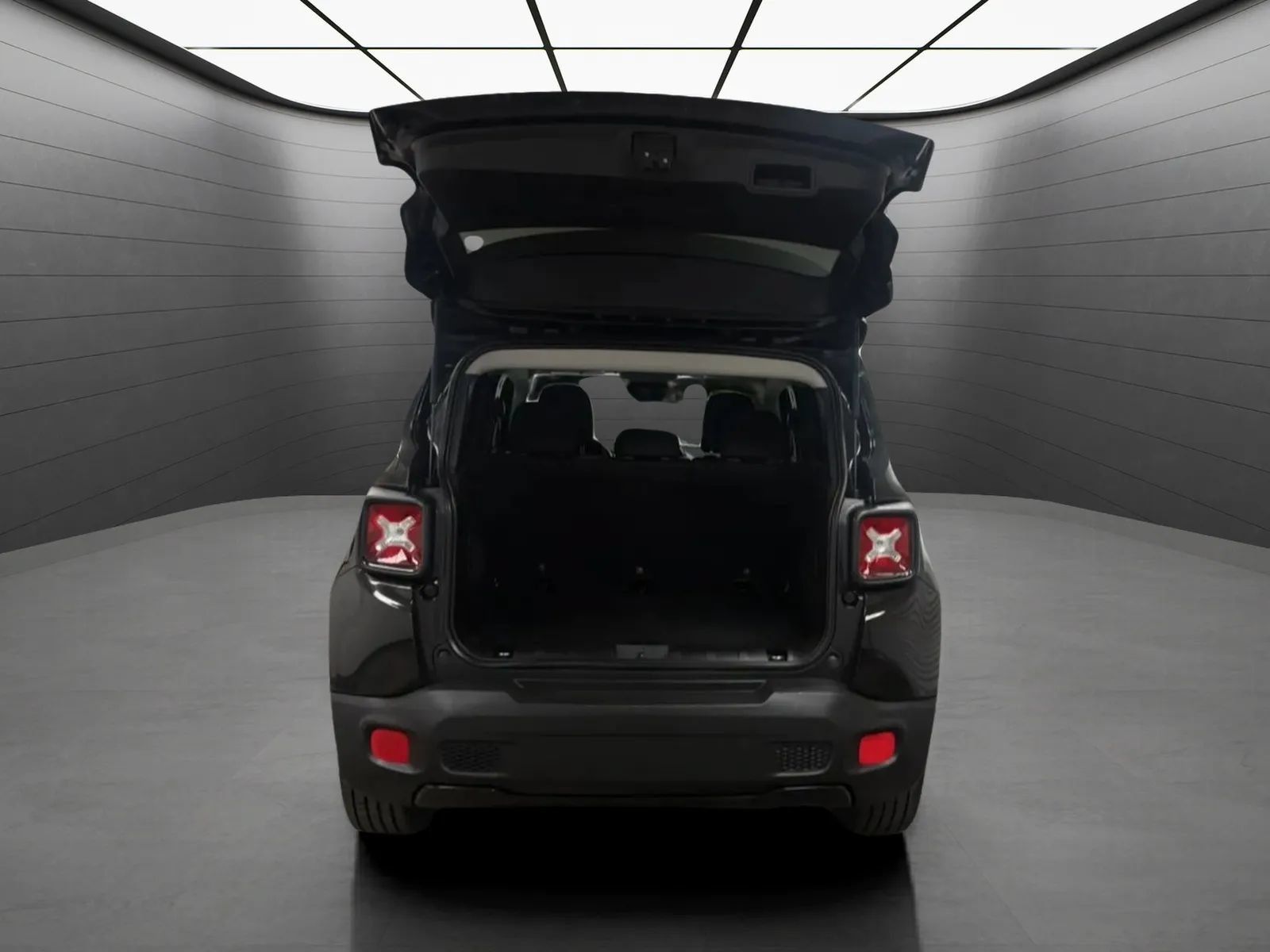 Used 2018 Jeep Renegade Altitude FWD image 9