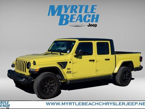 Used 2023 Jeep Gladiator Sport S image 2