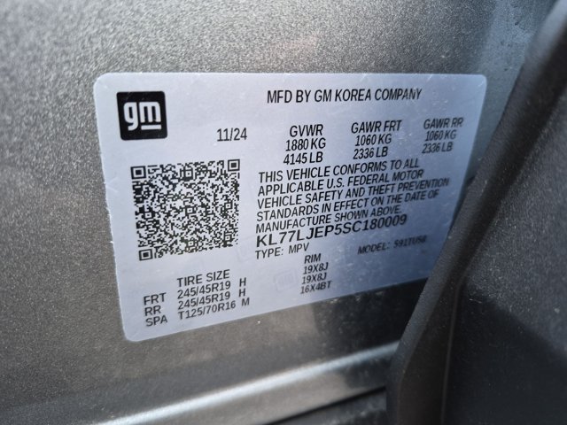 Used 2025 Chevrolet Trax RS w/ Sunroof Package FWD image 14