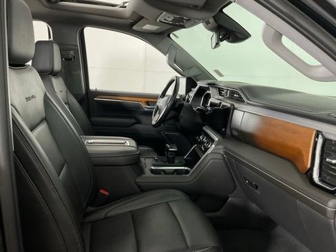 Used 2022 GMC Sierra 1500 Denali AWD/4WD image 35