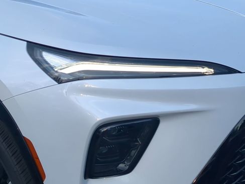 New 2025 Buick Enclave Sport Touring w/ Super Cruise Package image 10