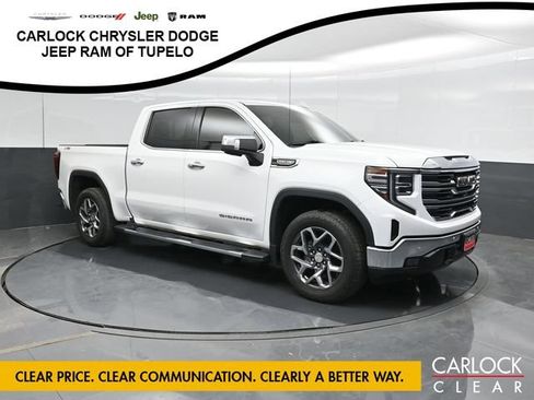 Used 2022 GMC Sierra 1500 SLT w/ SLT Premium Plus Package AWD/4WD image 5