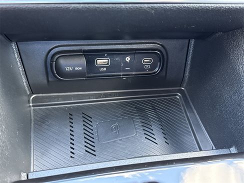 Used 2023 Kia Sportage SX image 33