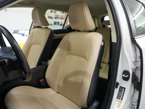 Used 2017 Lexus CT 200h CT 200h FWD image 24