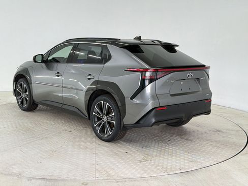 Used 2023 Toyota bZ4X Limited w/ Weather Package image 3