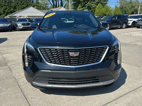 Used 2021 Cadillac XT4 Premium Luxury w/ Cold Weather Package AWD/4WD image 2