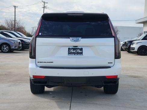 Used 2023 Cadillac Escalade ESV Sport w/ LPO, ONYX Package image 6