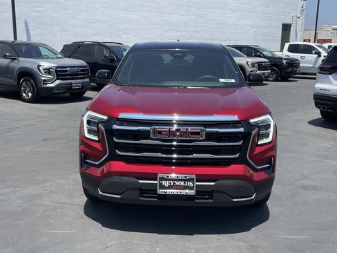 New 2026 GMC Terrain Elevation w/ Technology Package II FWD image 2