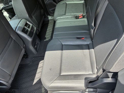 Used 2020 Volkswagen Atlas Cross Sport SEL FWD image 14