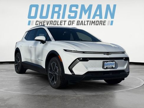 New 2026 Chevrolet Equinox EV LT image 1