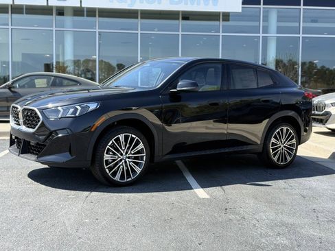 New 2026 BMW X2 xDrive28i w/ Technology Package image 8