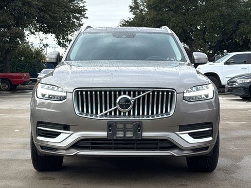 Used 2022 Volvo XC90 T8 Inscription image 2