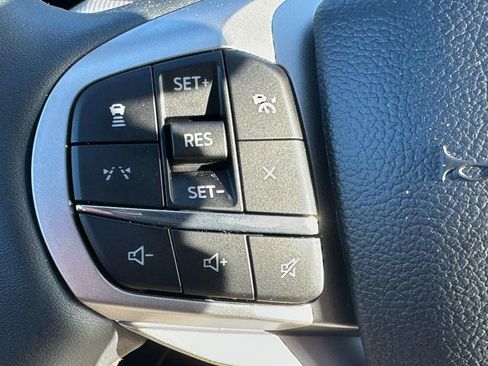 New 2026 Ford Explorer Active image 11