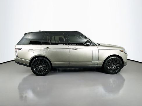 Used 2018 Land Rover Range Rover Supercharged image 9