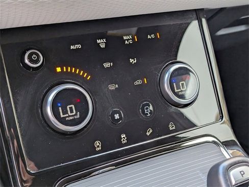 Used 2022 Land Rover Range Rover Evoque R-Dynamic S image 26