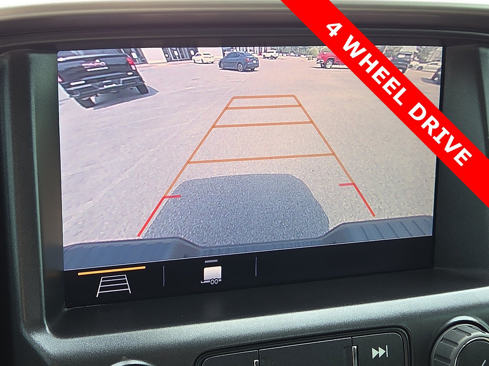 Used 2022 Chevrolet Colorado ZR2 w/ LPO, Power Package AWD/4WD image 18