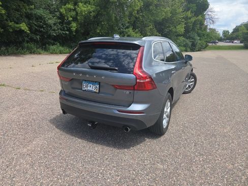 Used 2020 Volvo XC60 T5 Momentum w/ Protection Package AWD/4WD image 13