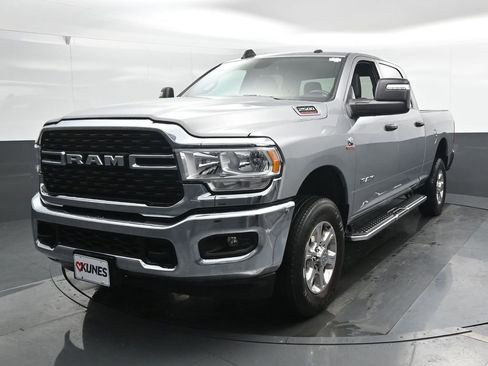Used 2024 RAM 2500 Big Horn image 6