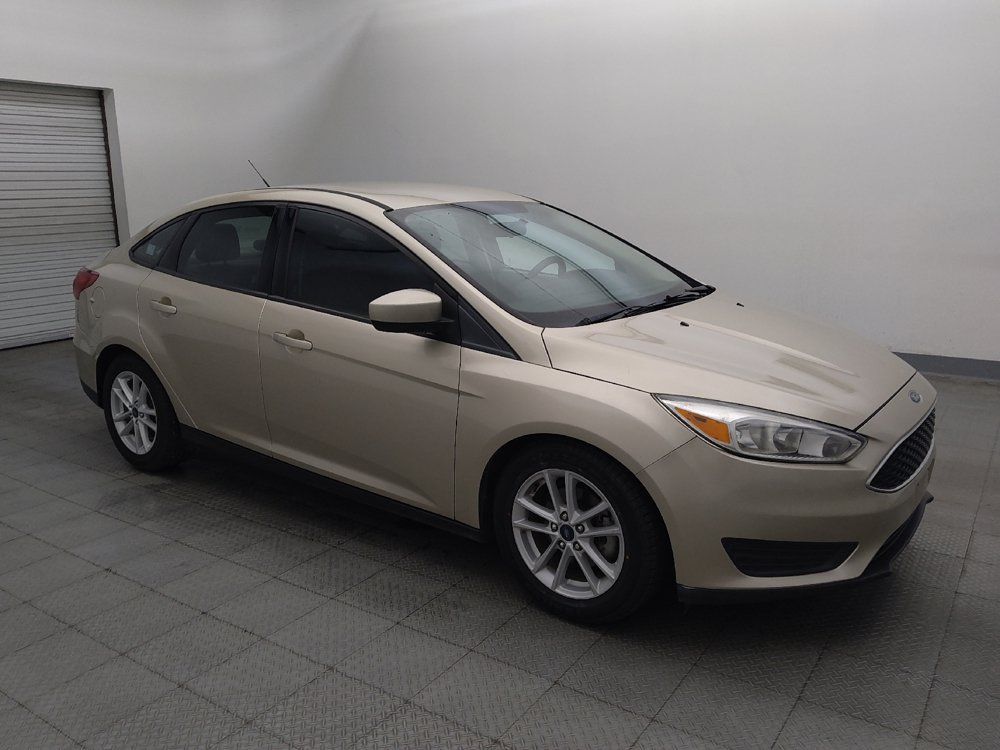 Used 2018 Ford Focus SE FWD image 11