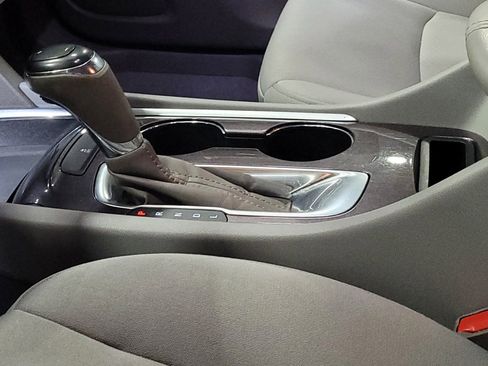 Used 2020 Chevrolet Malibu LT FWD image 26
