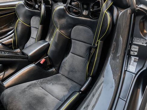 Used 2015 Porsche 918 Spyder AWD/4WD image 23