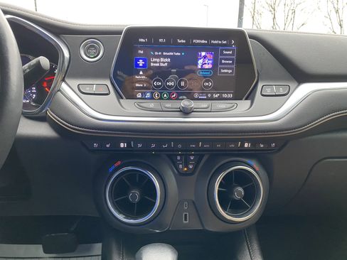 Used 2022 Chevrolet Blazer Premier w/ Enhanced Convenience Package image 24