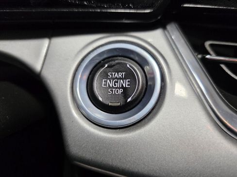 Used 2024 Chevrolet Trax LT FWD image 15