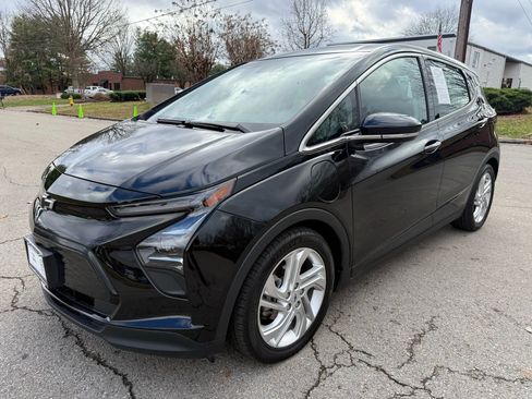 Used 2023 Chevrolet Bolt LT w/ Driver Confidence Package image 9