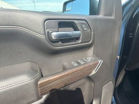 Used 2020 Chevrolet Silverado 1500 LT AWD/4WD image 18